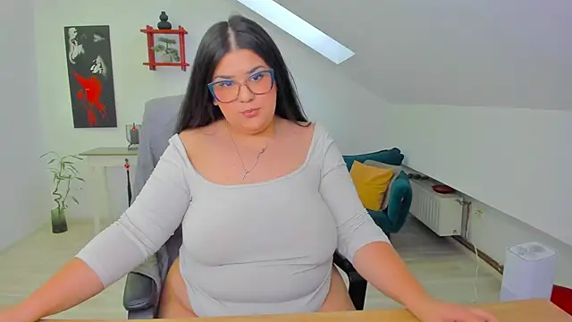 Snapshot of MariyaWill chatting on May 13, 3:20 pm MariyaWill online show from May 13, 3:20 pm
