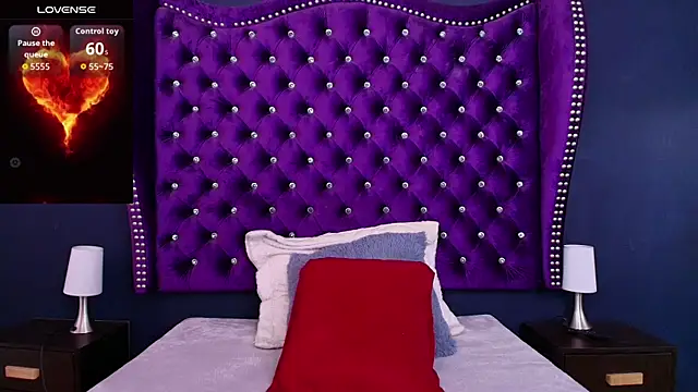 Snapshot of MistressNyx_ chatting on April 8, 1:55 pm MistressNyx online show from April 8, 1:55 pm
