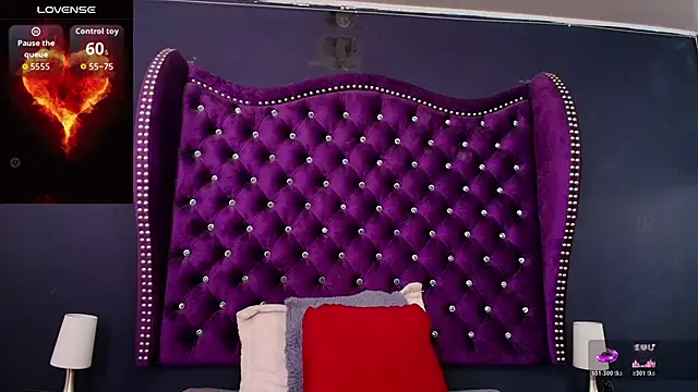 Snapshot of MistressNyx_ chatting on April 10, 12:54 pm MistressNyx online show from April 10, 12:54 pm