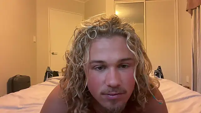 Snapshot of Mike_sunn chatting on March 30, 6:03 am Mike sunn online show from March 30, 6:03 am