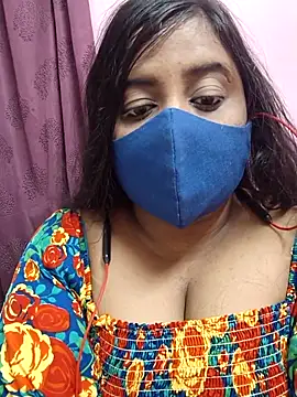 Tami-sonia online show from May 5, 6:38 pm