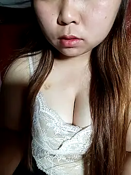 Snapshot of jas-cutle chatting on May 2, 2:05 am jas-cutle online show from May 2, 2:05 am