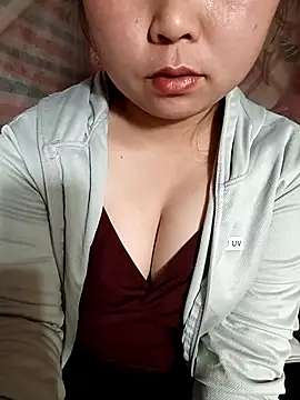 Snapshot of jas-cutle chatting on May 11, 5:57 am jas-cutle online show from May 11, 5:57 am