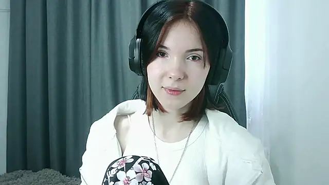 Snapshot of RubyBooby chatting on May 5, 4:15 pm RubyBooby online show from May 5, 4:15 pm