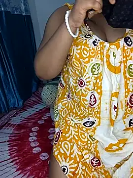 Snapshot of CamGirl_Neha chatting on June 29, 8:31 pm CamGirl Neha online show from June 29, 8:31 pm