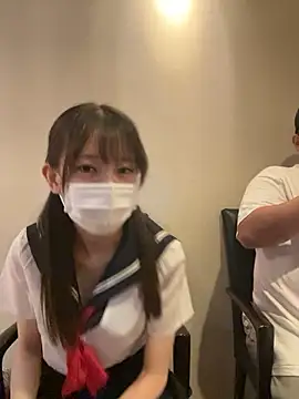 Snapshot of yuki2210 chatting on April 8, 3:45 pm yuki2210 online show from April 8, 3:45 pm