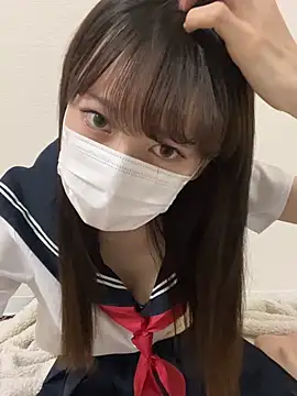 Snapshot of yuki2210 chatting on April 19, 11:42 am yuki2210 online show from April 19, 11:42 am