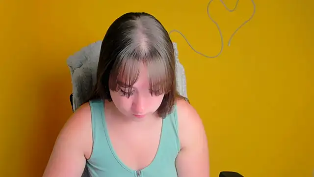 Snapshot of Tiffani_Angel chatting on June 22, 5:26 am Tiffani Angel online show from June 22, 5:26 am