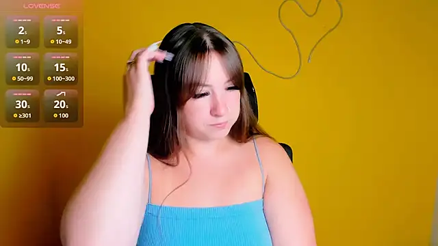Snapshot of Tiffani_Angel chatting on July 7, 6:47 am Tiffani Angel online show from July 7, 6:47 am
