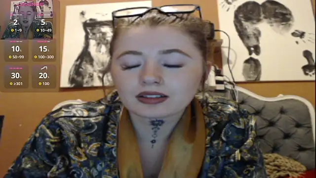 deadlyXxPoison online show from April 7, 8:31 pm