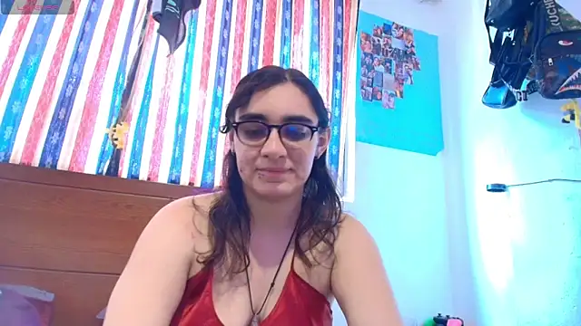 Ellaa honey online show from June 4, 7:09 pm