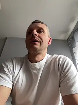 ChiefApron5 online show from June 6, 2:22 pm