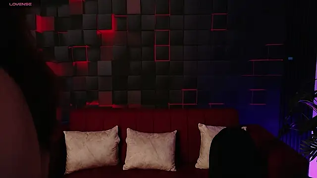 Snapshot of TiffanyCherry_ chatting on April 27, 8:51 pm TiffanyCherry online show from April 27, 8:51 pm
