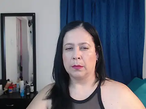 carlareyesk977 online show from April 23, 3:25 pm