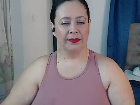 carlareyesk977 online show from May 3, 11:49 am