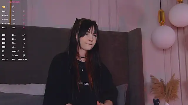 AmyRivers online show from June 23, 5:22 pm