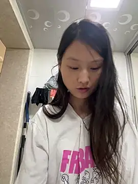 Zbnmji online show from June 18, 1:28 am