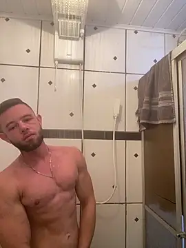 Marcraw69 online show from May 7, 1:49 pm