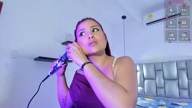 Emily Jacksson online show from April 10, 12:43 pm