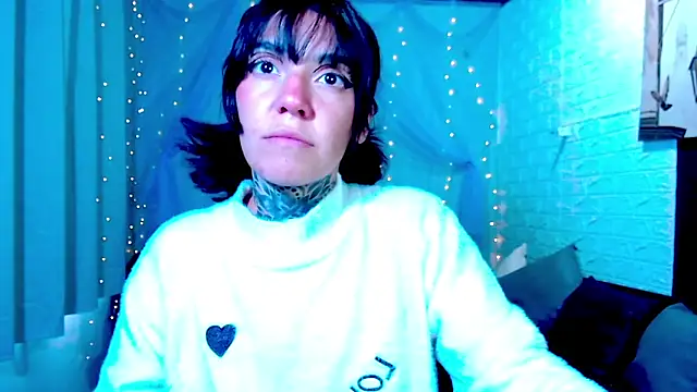 Snapshot of LannieGonzales chatting on March 31, 7:58 pm LannieGonzales online show from March 31, 7:58 pm