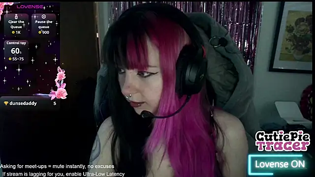 CutieTracer online show from May 11, 12:22 pm