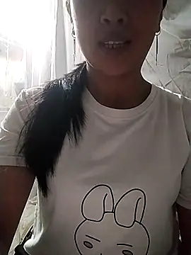 Snapshot of Lisa-aa chatting on April 25, 1:03 pm Lisa-aa online show from April 25, 1:03 pm