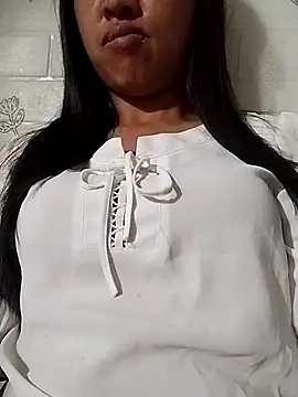 Snapshot of Lisa-aa chatting on May 1, 10:47 pm Lisa-aa online show from May 1, 10:47 pm
