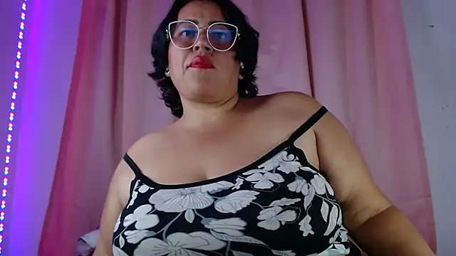 vibeSex1 online show from April 27, 7:12 pm