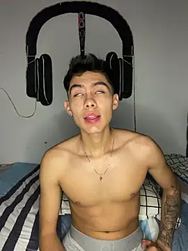 jmaxter online show from April 16, 5:08 am