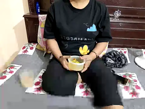 Red Wine3344 online show from March 31, 7:31 am