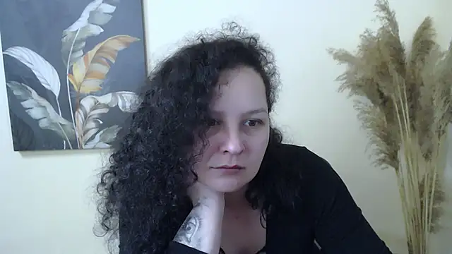 Snapshot of Michaela_sh chatting on April 1, 6:36 am Michaela sh online show from April 1, 6:36 am