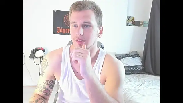 Snapshot of vance_love chatting on July 5, 3:52 pm vance love online show from July 5, 3:52 pm