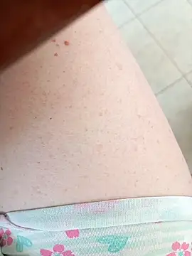 Snapshot of bela_casadinhaa chatting on April 16, 10:49 am bela casadinhaa online show from April 16, 10:49 am