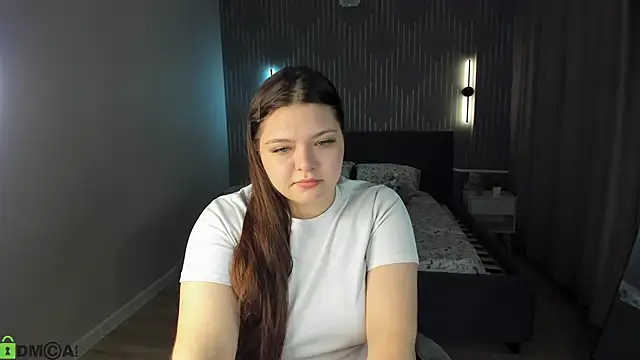 Snapshot of Evelyne_Loo chatting on April 7, 1:39 am Evelyne Loo online show from April 7, 1:39 am