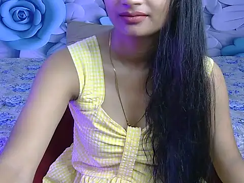 Snapshot of avni222 chatting on May 2, 9:03 am avni222 online show from May 2, 9:03 am