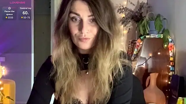 Snapshot of Rita_Tease chatting on May 8, 7:41 pm Rita Tease online show from May 8, 7:41 pm
