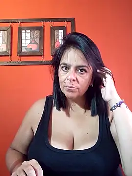 Snapshot of lucianamorocha chatting on April 8, 2:06 pm lucianamorocha online show from April 8, 2:06 pm