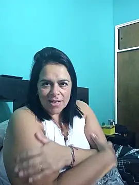 lucianamorocha online show from April 27, 10:46 am
