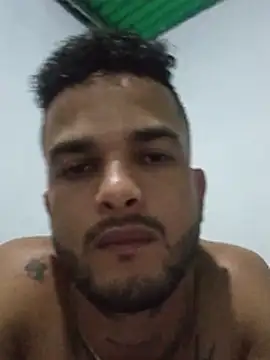 Snapshot of Nicolas_Moncadas chatting on May 20, 2:29 am Nicolas Moncadas online show from May 20, 2:29 am