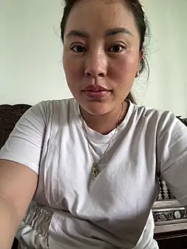 Snapshot of Lina-Naughty chatting on July 4, 7:36 am Lina-Naughty online show from July 4, 7:36 am