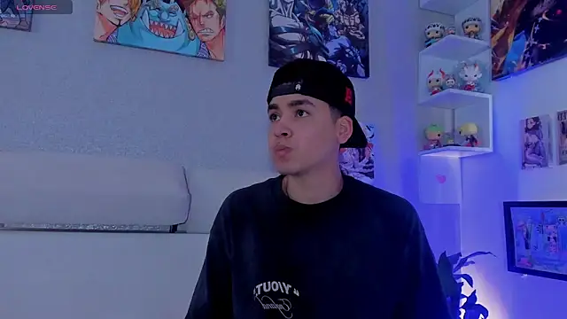 Snapshot of strong_rock69 chatting on April 16, 3:57 pm strong rock69 online show from April 16, 3:57 pm