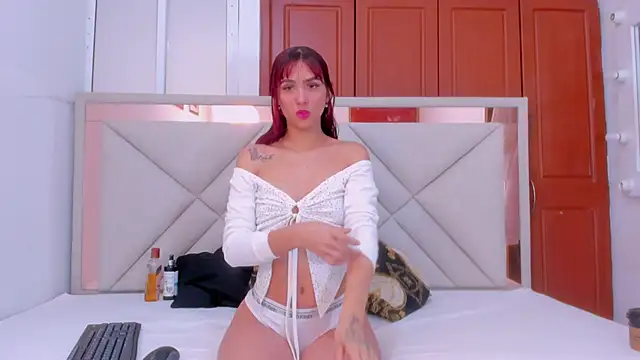 lili blaze online show from April 20, 12:08 pm