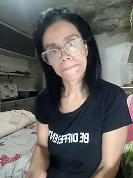 Snapshot of Cristotoza chatting on June 25, 3:17 am Cristotoza online show from June 25, 3:17 am
