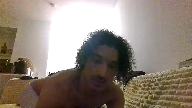 Snapshot of bedaouya chatting on June 13, 12:52 am bedaouya online show from June 13, 12:52 am