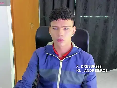 sebascuterouss online show from April 22, 1:01 pm