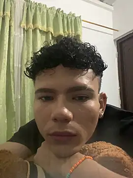 sebascuterouss online show from April 23, 10:47 am