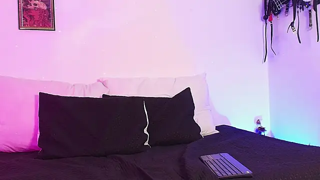 nyxmurtualer666 online show from May 6, 1:03 am