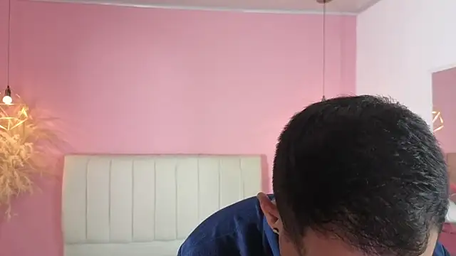 Snapshot of jhan_vassilis chatting on April 6, 11:05 pm jhan vassilis online show from April 6, 11:05 pm