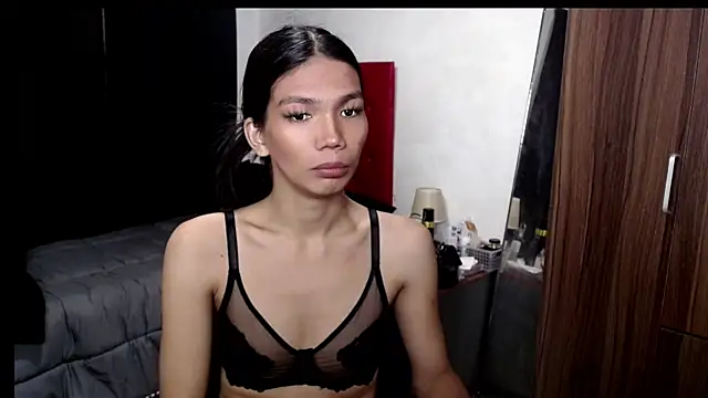 Snapshot of hikarilust23xx chatting on May 22, 6:13 pm hikarilust23xx online show from May 22, 6:13 pm