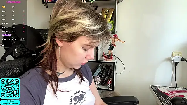 MadalynNosel online show from May 5, 7:05 am